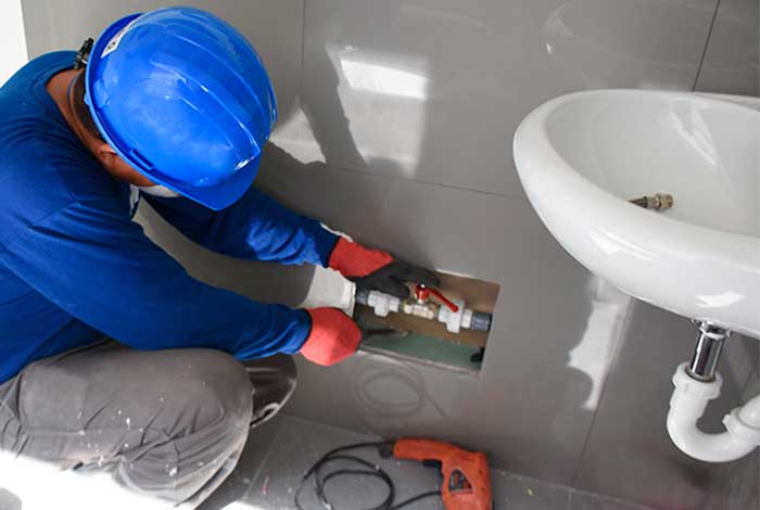 instalacion de sanitarios fontanero Sevilla